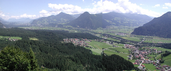 Panoramablick ins Zillertal